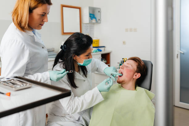 Best Emergency Broken Tooth Repair in Fmington, AR